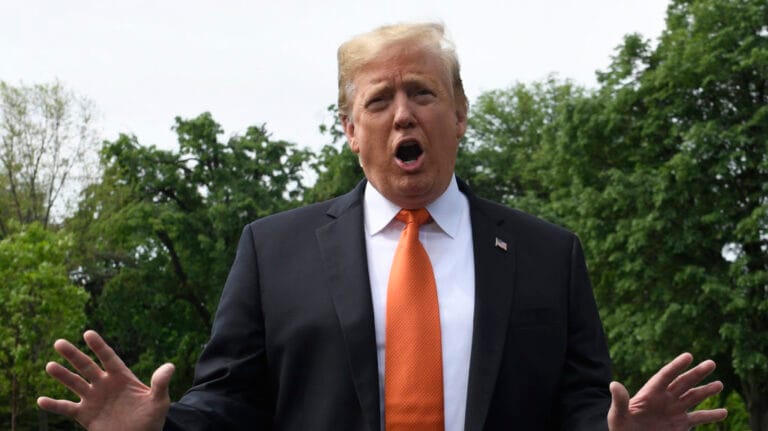 Trump Softens Tone on China After Tariff Threat, Says US ‘Wants to Help, Not Hurt’ Beijing