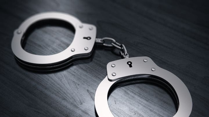 Six Arrested for Gunpoint Robbery in West Delhi; Domestic Help Among Accused