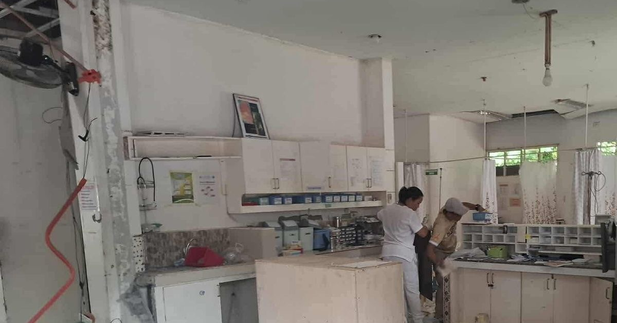 Six Killed as Powerful Earthquakes Hit Southern Philippines; Tsunami Warning Issued