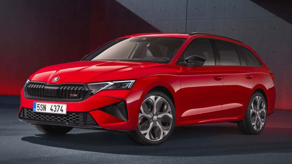 Skoda Octavia RS Sold Out in India Ahead of October 17 Launch — 100 Units Gone in Days